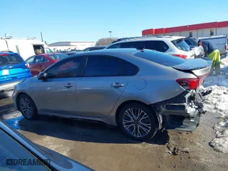 2022 Kia Forte GT-Line with VIN 3KPF54AD9NE471518, listed as a IAAI auction lot 41406646 with 52,913 mi miles. Bid and sale history available at carsss.com. Image 15.