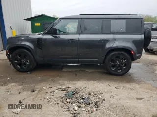 2024 Land Rover Defender S z VIN SALEJ7EX4R2273499, wystawiony jako Copart lot #56579065 z przebiegiem 7 654 mil mil oraz Szkoda całkowita • Salvage title. Historia ofert i sprzedaży dostępna na DreamBid. Obrazek 13.