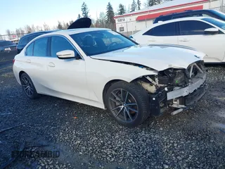 2019 BMW 3 Series 330i xDrive with VIN WBA5R7C51KFH13436, listed as a IAAI auction lot 41674961 with 40,672 mi miles. Bid and sale history available at carsss.com. Image 1.