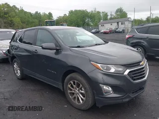 2021 Chevrolet Equinox LT z VIN 3GNAXUEVXML378399, wystawiony jako IAAI lot #42325819 z przebiegiem 129 719 mil mil oraz . Historia ofert i sprzedaży dostępna na DreamBid. Obrazek 1.