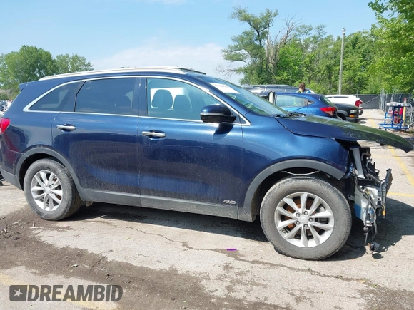 2017 Kia Sorento LX with VIN 5XYPGDA57HG191420, listed as a IAAI auction lot 42224980 with 177,091 mi miles and . Bid and sale history available at carsss.com. Image 14.