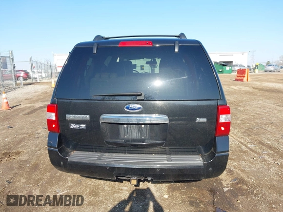 2013 Ford Expedition Limited с VIN 1FMJU2A52DEF64185, выставлен на аукционе IAAI как лот 42020671 с пробегом 166 453 миль миль и . История ставок и продаж доступна на DreamBid. Изображение 16.