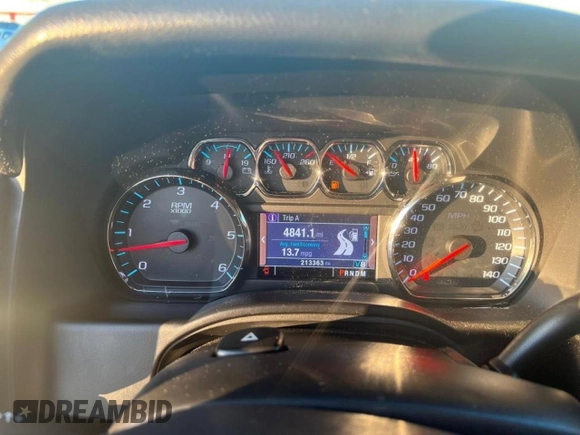 2015 Chevrolet Suburban with VIN 1GNSKHEC4FR25217, listed as a Copart auction lot 65346775 with 213,363 mi miles and Clean title. Bid and sale history available at DreamBid. Image 8.