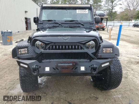 2004 Jeep Wrangler Sahara with VIN 1J4FA59SX4P722608, listed as a Copart auction lot 51223345 with 146,600 mi miles and Salvage title. Bid and sale history available at DreamBid. Image 5.