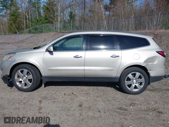 2013 Chevrolet Traverse LTZ z VIN 1GNKVLKD1DJ202428, wystawiony jako IAAI lot #42134820 z przebiegiem 126 532 mil mil oraz . Historia ofert i sprzedaży dostępna na DreamBid. Obrazek 15.