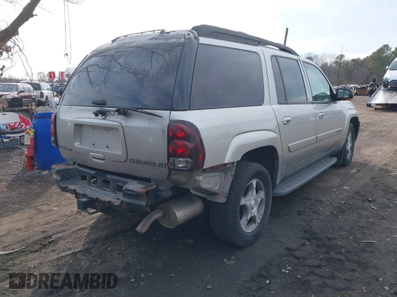 2004 Chevrolet TrailBlazer EXT LT with VIN 1GNET16S346227902, listed as a IAAI auction lot 41664189 with 131,750 mi miles. Bid and sale history available at carsss.com. Image 4.