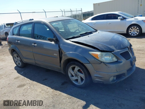 2005 Pontiac Vibe with VIN 5Y2SL63815Z464521, listed as a IAAI auction lot 41821708 with 290,636 mi miles. Bid and sale history available at carsss.com. Image 1.