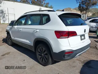 2023 Volkswagen Taos S с VIN 3VVCX7B23PM321393, выставлен на аукционе IAAI как лот 41835153 с пробегом 31 587 миль миль и . История ставок и продаж доступна на DreamBid. Изображение 3.