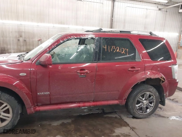 2008 Mercury Mariner Premier with VIN 4M2CU97128KJ30926, listed as a IAAI auction lot 41732129 with 278,000 mi miles. Bid and sale history available at carsss.com. Image 6.