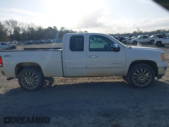 2013 GMC Sierra 1500 SLE z VIN 1GTR2VE71DZ114241, wystawiony jako IAAI lot #41719789 z przebiegiem 199 868 mil mil oraz . Historia ofert i sprzedaży dostępna na DreamBid. Obrazek 13.