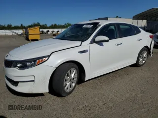 2017 Kia Optima LX z VIN 5XXGT4L31HG164497, wystawiony jako Copart lot #56984105 z przebiegiem 101 609 mil mil oraz Szkoda całkowita • Salvage title. Historia ofert i sprzedaży dostępna na DreamBid. Obrazek 1.