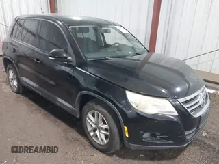 2011 Volkswagen Tiguan SE with VIN WVGAV7AX5BW534360, listed as a IAAI auction lot 42694407 with 103,128 mi miles and . Bid and sale history available at DreamBid. Image 1.