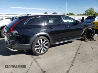 2021 Volvo V90 z VIN YV4A22NL1M1136308, wystawiony jako Copart lot #54180444 z przebiegiem 33 662 mil mil oraz . Historia ofert i sprzedaży dostępna na DreamBid. Obrazek 3.