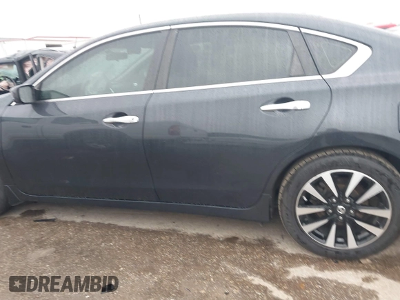 2017 Nissan Altima SV with VIN 1N4AL3AP9HC495694, listed as a IAAI auction lot 41097593 with 83,956 mi miles and . Bid and sale history available at carsss.com. Image 15.