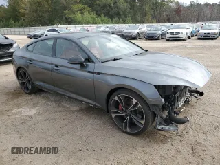 2023 Audi S5 Sportback Premium Plus z VIN WAUC4CF51PA050350, wystawiony jako Copart lot #77148214 z przebiegiem 32 237 mil mil oraz Szkoda całkowita • Salvage title. Historia ofert i sprzedaży dostępna na DreamBid. Obrazek 4.