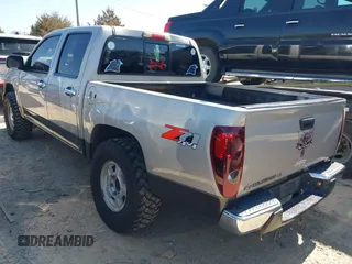 2005 Chevrolet Colorado 1SE LS Z71 with VIN 1GCDS136758122834, listed as a IAAI auction lot 41779432 with 252,028 mi miles. Bid and sale history available at carsss.com. Image 3.