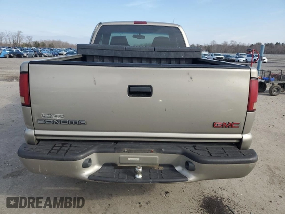 2002 GMC Sonoma SL Fleet z VIN 1GTCS19W428101390, wystawiony jako Copart lot #44674455 z przebiegiem 168 370 mil mil oraz Szkoda całkowita • Salvage title. Historia ofert i sprzedaży dostępna na DreamBid. Obrazek 6.