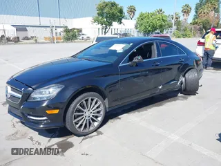 2014 Mercedes-Benz CLS 550 z VIN WDDLJ7DB7EA102563, wystawiony jako IAAI lot #42315122 z przebiegiem 92 934 mil mil oraz . Historia ofert i sprzedaży dostępna na DreamBid. Obrazek 2.