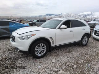 2014 Infiniti QX70 with VIN JN8CS1MW8EM410724, listed as a Copart auction lot 49899825 with 57,950 mi miles and Salvage Title. Bid and sale history available at carsss.com. Image 1.