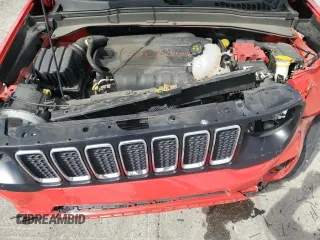 2021 Jeep Renegade Latitude z VIN ZACNJCBB7MPM58036, wystawiony jako Copart lot #56542815 z przebiegiem Nie podano mil oraz Szkoda całkowita • Salvage title. Historia ofert i sprzedaży dostępna na DreamBid. Obrazek 12.