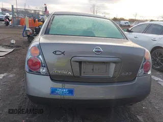 2004 Nissan Altima S with VIN 1N4AL11D44C168527, listed as a IAAI auction lot 41320562 with 94,803 mi miles. Bid and sale history available at carsss.com. Image 17.