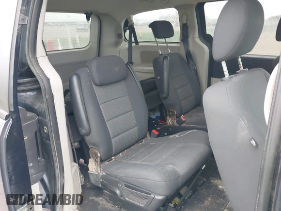 2008 Dodge Grand Caravan SE z VIN 2D8HN44H38R802184, wystawiony jako IAAI lot #42292079 z przebiegiem 211 294 mil mil oraz . Historia ofert i sprzedaży dostępna na DreamBid. Obrazek 8.