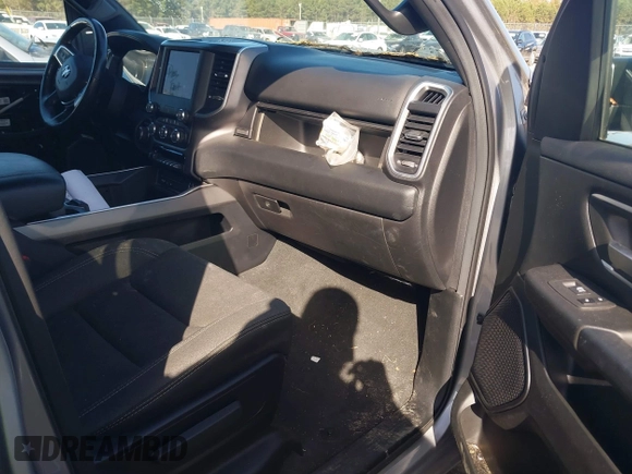 2019 Ram 1500 Big Horn with VIN 1C6RREFG9KN813705, listed as a IAAI auction lot 40697745 with 76,411 mi miles and . Bid and sale history available at DreamBid. Image 5.