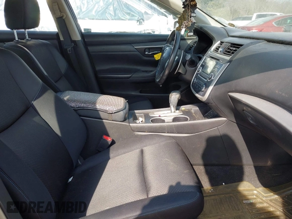 2016 Nissan Altima SR with VIN 1N4BL3AP6GC288389, listed as a IAAI auction lot 41457486 with 98,972 mi miles and . Bid and sale history available at carsss.com. Image 5.