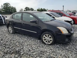 2012 Nissan Sentra 2.0 z VIN 3N1AB6AP5CL667007, wystawiony jako Copart lot #54374245 z przebiegiem 180 102 mil mil oraz Nie do naprawy • Non repairable. Historia ofert i sprzedaży dostępna na DreamBid. Obrazek 4.