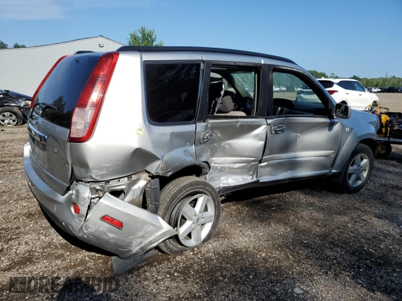 2006 Nissan X-Trail XE z VIN JN8BT08V76W200772, wystawiony jako Copart lot #62078634 z przebiegiem 234 102 mil mil oraz Szkody całkowita. Historia ofert i sprzedaży dostępna na DreamBid. Obrazek 3.
