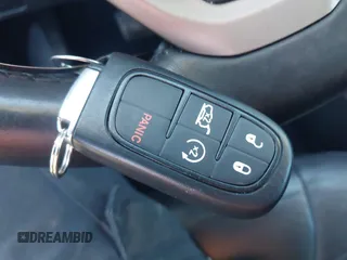 2018 Jeep Cherokee Limited с VIN 1C4PJLDB2JD620416, выставлен на аукционе IAAI как лот 41818047 с пробегом 68 461 миль миль и . История ставок и продаж доступна на DreamBid. Изображение 11.