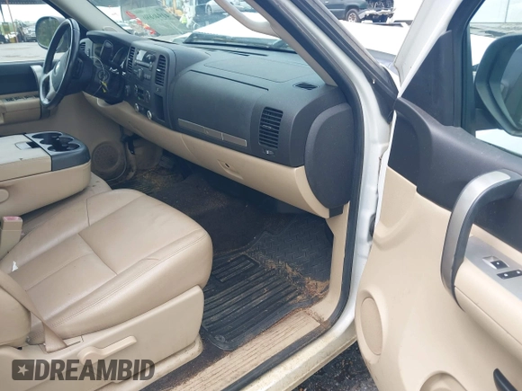2009 Chevrolet Silverado 1500 LT with VIN 3GCEK23M29G132888, listed as a IAAI auction lot 41946696 with 254,228 mi miles and . Bid and sale history available at DreamBid. Image 5.