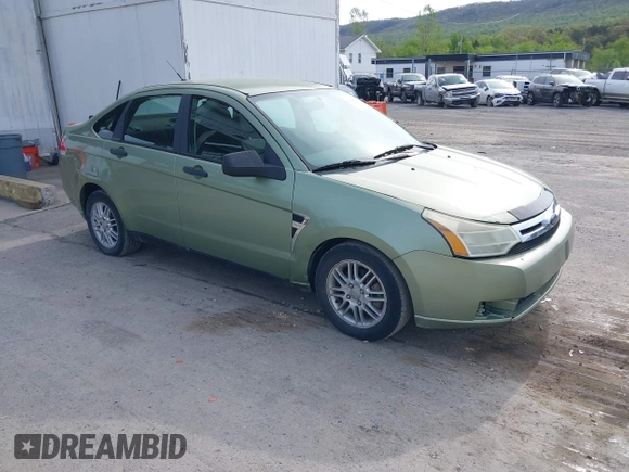 2008 Ford Focus SE with VIN 1FAHP35N58W116555, listed as a IAAI auction lot 42160091 with 162,592 mi miles. Bid and sale history available at carsss.com. Image 1.