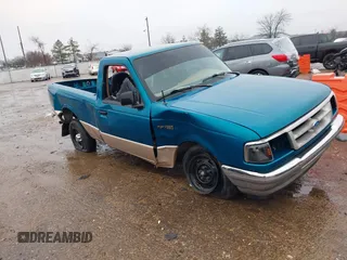 1995 Ford Ranger Splash with VIN 1FTCR10A0SUA22707, listed as a IAAI auction lot 41525471 with 179,976 mi miles. Bid and sale history available at carsss.com. Image 1.