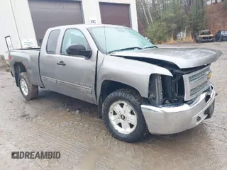 2012 Chevrolet Silverado 1500 LT with VIN 1GCRKSE74CZ206988, listed as a IAAI auction lot 41817685 with 171,829 mi miles. Bid and sale history available at carsss.com. Image 1.