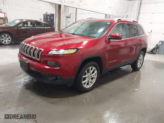 2017 Jeep Cherokee Latitude with VIN 1C4PJMCB3HW664088, listed as a IAAI auction lot 41832313 with 98,600 mi miles. Bid and sale history available at carsss.com. Image 17.