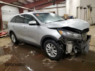 2019 Kia Sorento L with VIN 5XYPG4A32KG589365, listed as a Copart auction lot 45155175 with 136,118 mi miles and Clean Title. Bid and sale history available at DreamBid. Image 4.