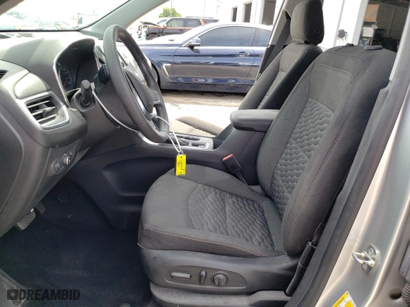 2020 Chevrolet Equinox LT with VIN 3GNAXKEV0LS506822, listed as a Copart auction lot 53157615 with 58,604 mi miles and Non Repairable. Bid and sale history available at carsss.com. Image 7.