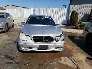 2004 Mercedes-Benz C 230 Kompressor with VIN WDBRF40J44F532276, listed as a Copart auction lot 72027053 with 146,556 mi miles and Non Repairable. Bid and sale history available at DreamBid. Image 5.