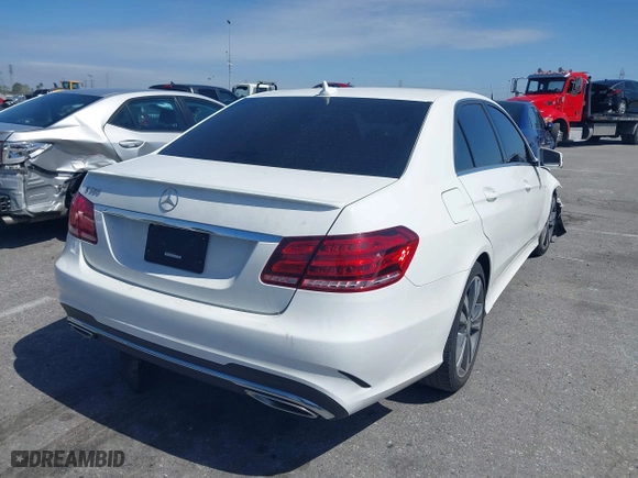 2016 Mercedes-Benz E-Class E 350 Sport with VIN WDDHF5KB8GB256243, listed as a IAAI auction lot 41805689 with 95,593 mi miles. Bid and sale history available at carsss.com. Image 4.