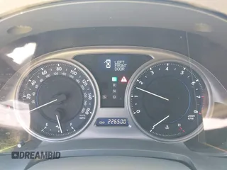 2010 Lexus IS 250 z VIN JTHBF5C22A5125439, wystawiony jako IAAI lot #42346132 z przebiegiem 226 500 mil mil oraz . Historia ofert i sprzedaży dostępna na DreamBid. Obrazek 7.