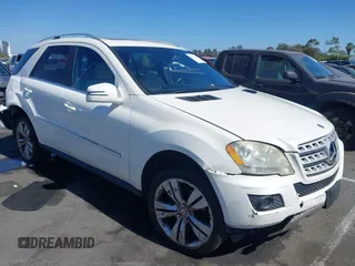 2011 Mercedes-Benz M 350 with VIN 4JGBB5GB1BA682936, listed as a IAAI auction lot 42711424 with 198,762 mi miles and . Bid and sale history available at DreamBid. Image 1.