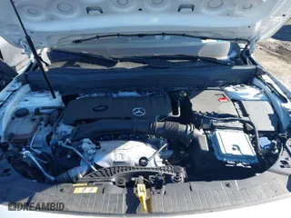2022 Mercedes-Benz GLB with VIN W1N4M4HB4NW185699, listed as a IAAI auction lot 41626515 with 15,712 mi miles. Bid and sale history available at carsss.com. Image 10.