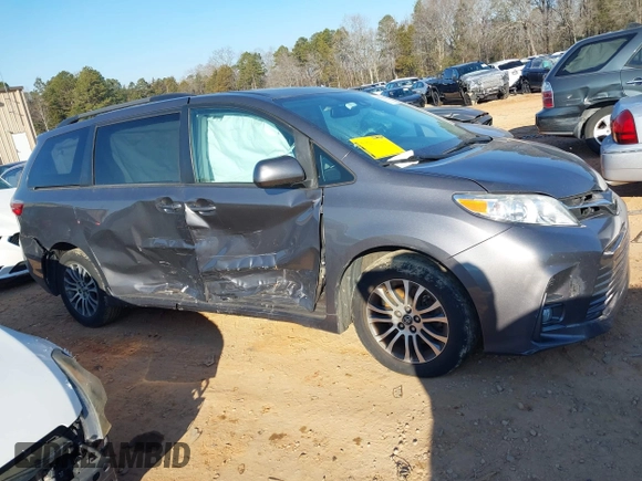 2019 Toyota Sienna XLE Auto Access Seat with VIN 5TDYZ3DC4KS971453, listed as a IAAI auction lot 41394821 with 93,308 mi miles. Bid and sale history available at carsss.com. Image 13.