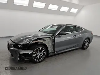 2025 BMW 4 Series 430i z VIN WBA43DA03SCS77223, wystawiony jako Copart lot #59762855 z przebiegiem 21 131 mil mil oraz Czysty tytuł • Clean title. Historia ofert i sprzedaży dostępna na DreamBid. Obrazek 1.