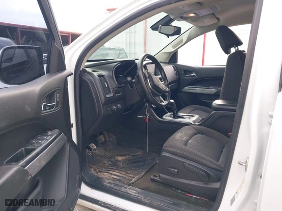 2017 Chevrolet Colorado 4WD LT with VIN 1GCGTCEN7H1278055, listed as a IAAI auction lot 41553694 with 140,773 mi miles. Bid and sale history available at carsss.com. Image 5.