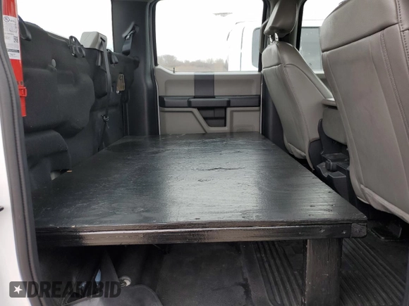 2022 Ford F-350 XL with VIN 1FD8W3HT3NEE12596, listed as a Copart auction lot 51074445 with 213,784 mi miles and Clean Title. Bid and sale history available at DreamBid. Image 10.