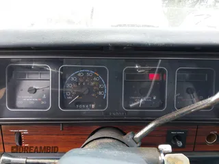 1990 Chevrolet Caprice z VIN 1G1BU54E9LA105479, wystawiony jako IAAI lot #42277687 z przebiegiem 30 947 mil mil oraz . Historia ofert i sprzedaży dostępna na DreamBid. Obrazek 7.