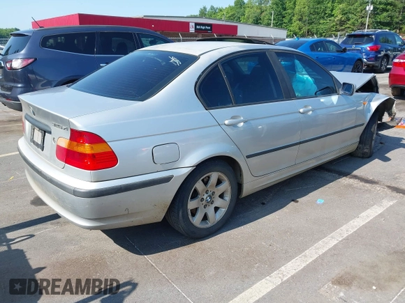 2002 BMW 3 Series 325xi with VIN WBAEU33442PH85336, listed as a IAAI auction lot 42471976 with 253,076 mi miles and . Bid and sale history available at DreamBid. Image 4.