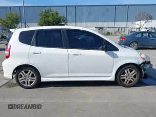 2007 Honda Fit Sport with VIN JHMGD38627S063997, listed as a IAAI auction lot 41847770 with 227,170 mi miles. Bid and sale history available at carsss.com. Image 14.